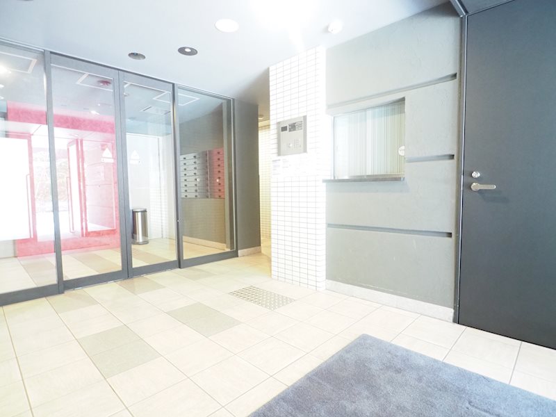 レジディア文京湯島5階 エントランス