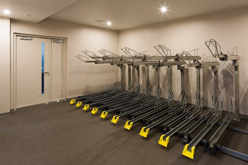 クレヴィアリグゼ雪が谷大塚10階 1階エレベーターホール