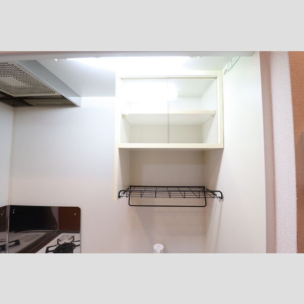 メゾンコリーヌ202号室 キッチン　収納