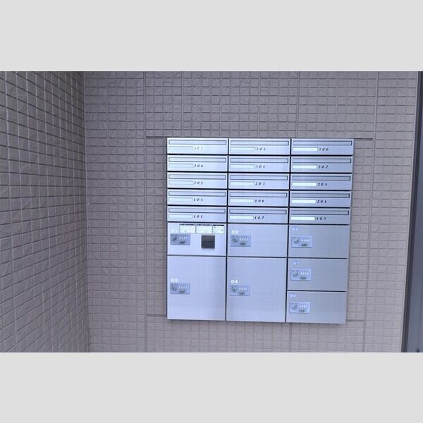 グローリー湘南Ⅱ 集合ポスト・宅配ボックス