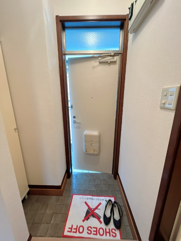 フローラマツノⅡ 玄関　シューズボックス