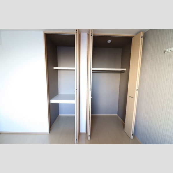 ラ ロジュマン シャンティ クローゼット