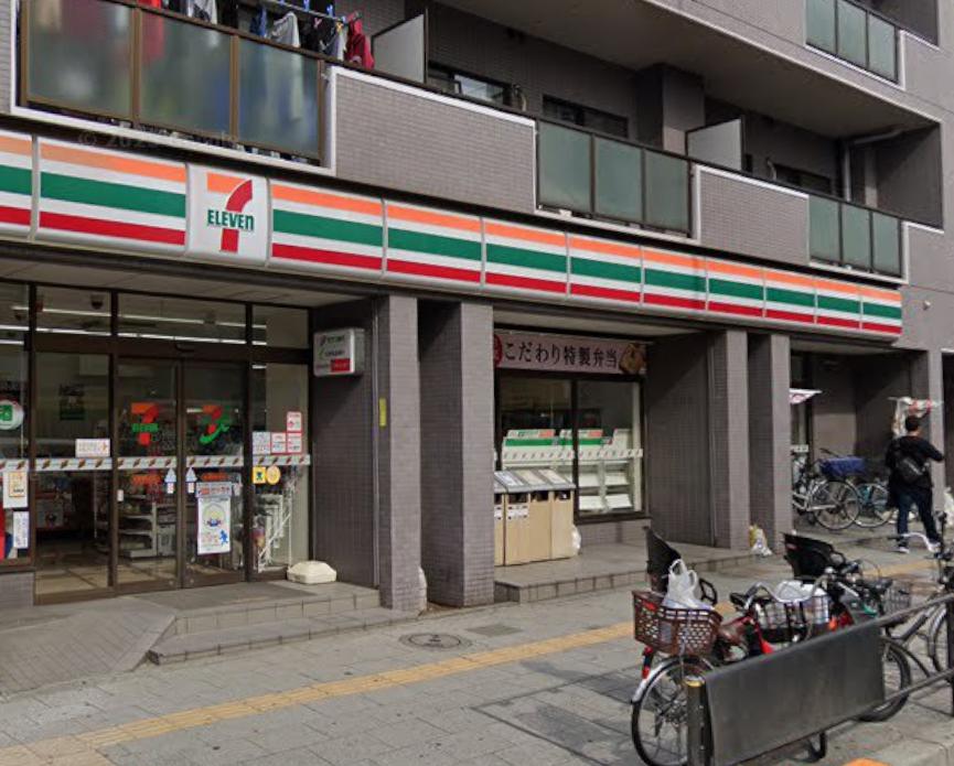 プルメリアマンション203号室 【コンビニエンスストア】セブンイレブン 板橋熊野町店まで260ｍ
