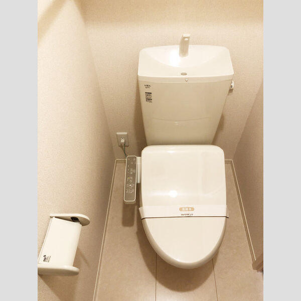 アーブル クロシェット　C棟101号室 トイレ