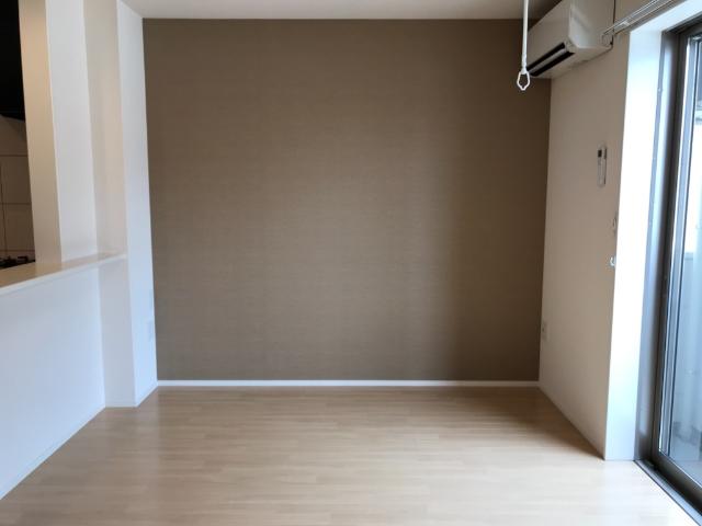 エンブレイス リビング