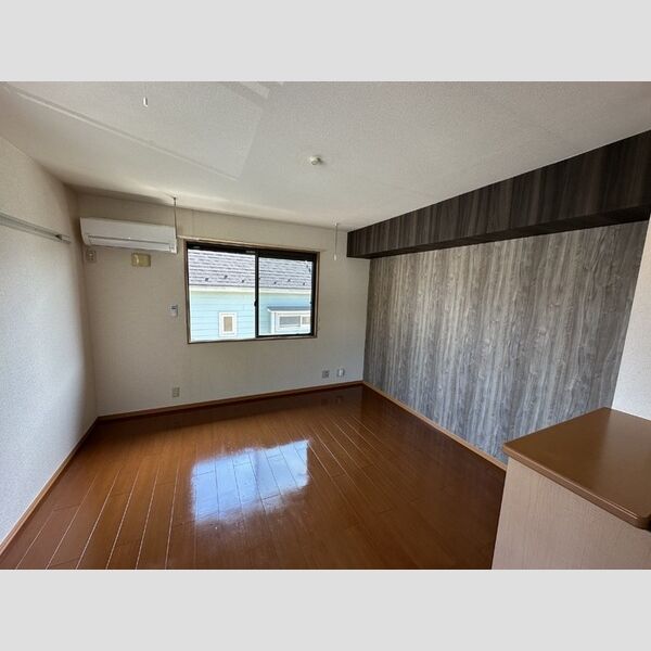 ジュネス・ドミール201号室 リビング