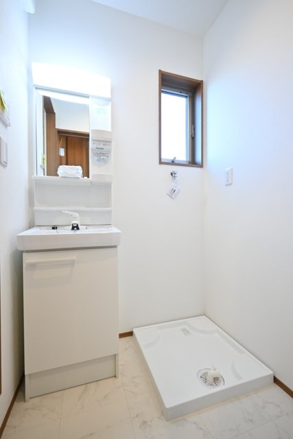 ルミエール朝霞台 洗面