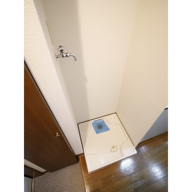 アンプルール フェール グランデール 内観
