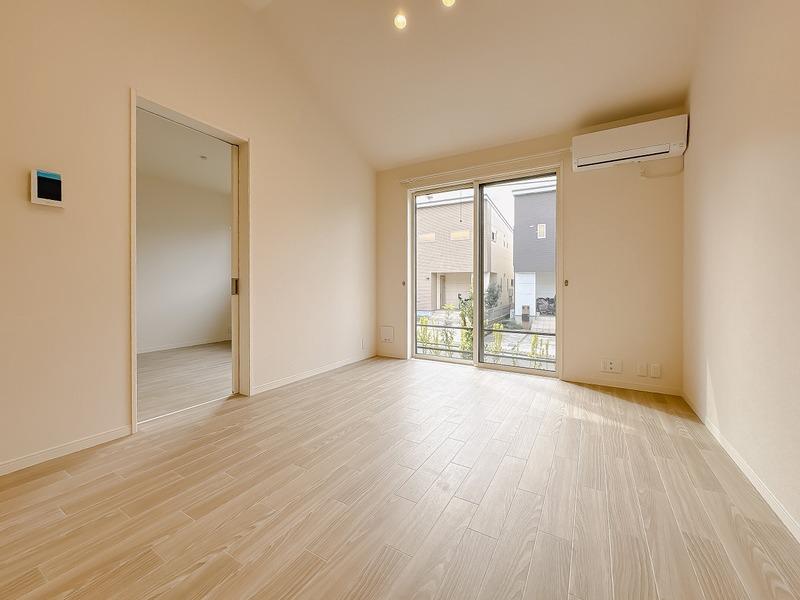 KAMULA 南2階 リビング