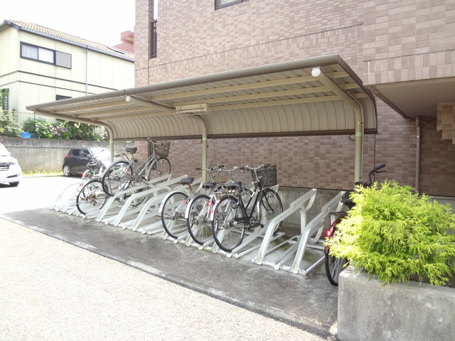 ルプティベベ0306号室 駐輪場