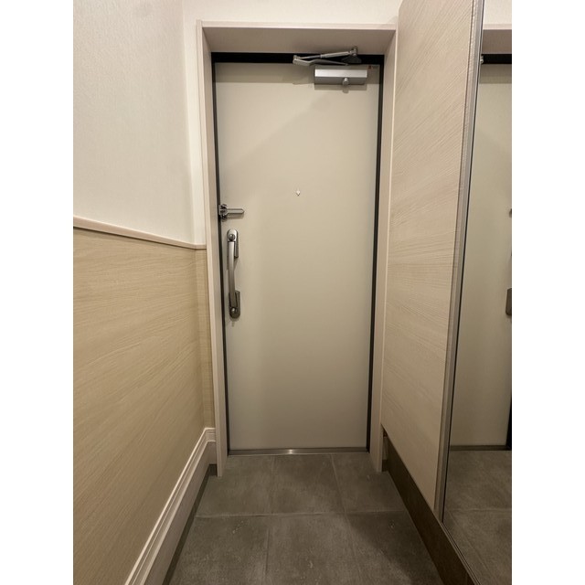 La　Libeｌｌule　二本榎108号室 玄関