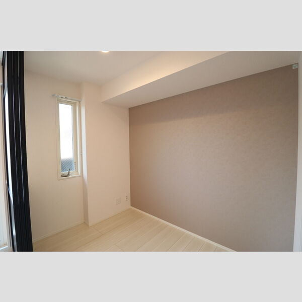 D-カヴェリ本千葉102号室 洋室