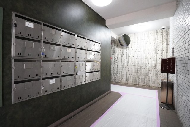 メナー代田5階 エントランス