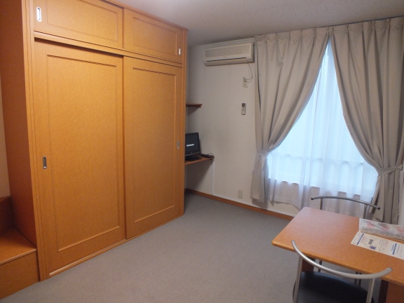 レオパレスフジＢ リビング