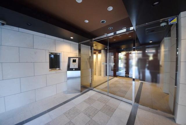 アルテカーサプレスト北千住6階 エントランス