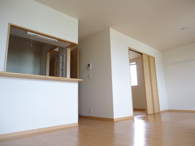 サールナート202号室 リビング