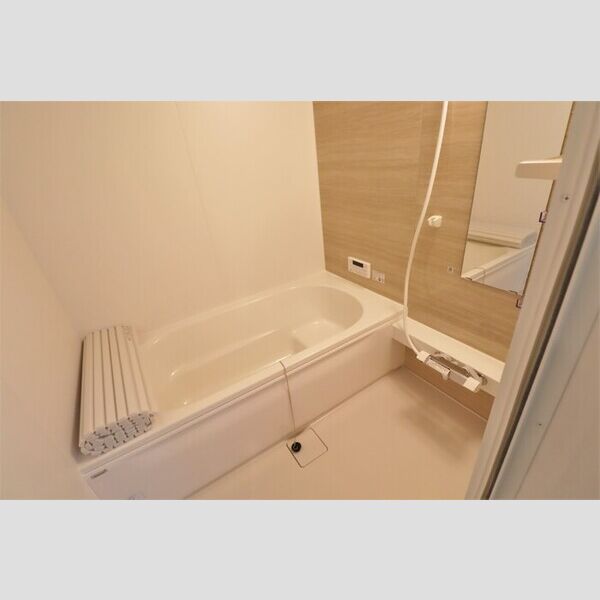 ルーデンス湘南Ⅱ 浴室は追い焚き給湯、浴室換気乾燥機付きです