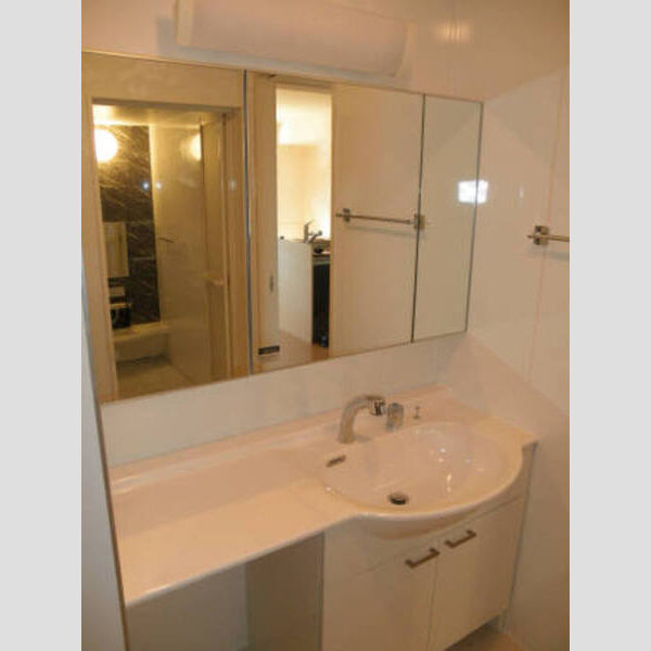 メルベーユⅢ305号室 洗面室(※反転タイプあり)