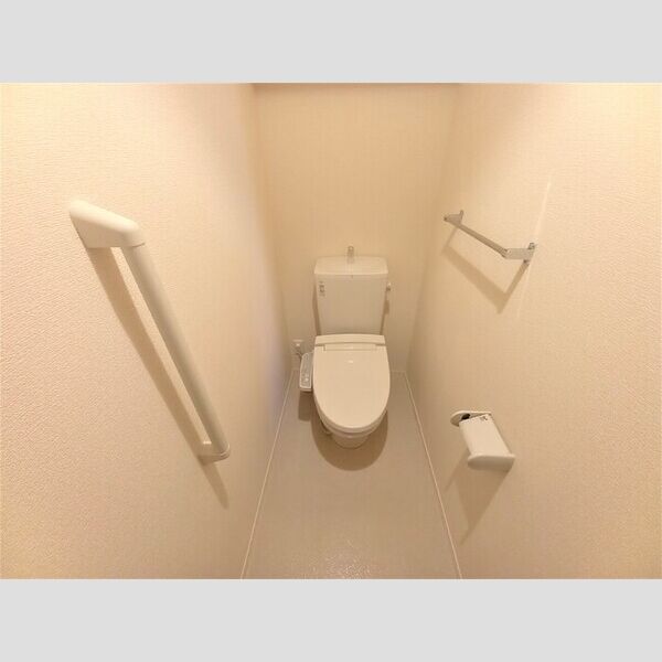 スカイヒル 温水洗浄暖房便座トイレ