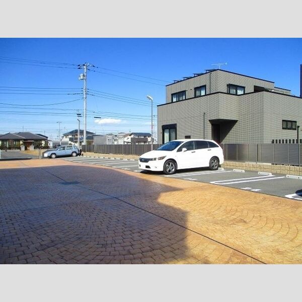 TIARA　Ⅰ 駐車場