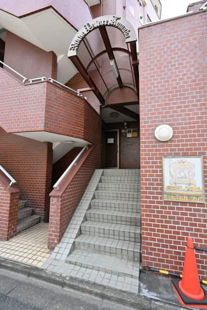 日興パレス駒場 エントランス