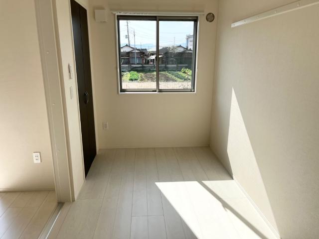 アジュール 洋室