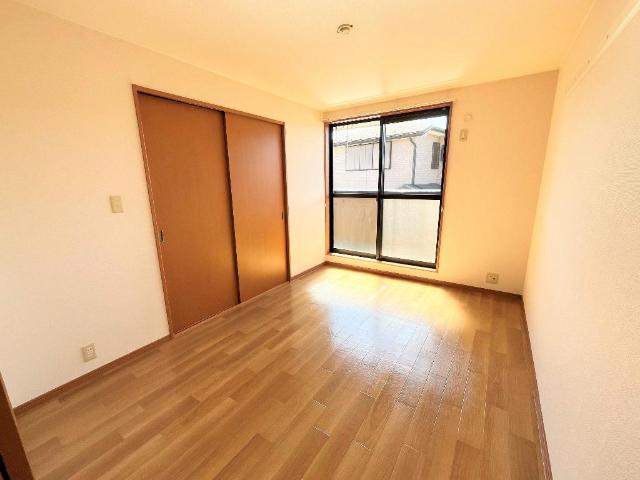 ビエント小机201号室 洋室①