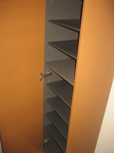 マリンコート富士見0305号室 下駄箱