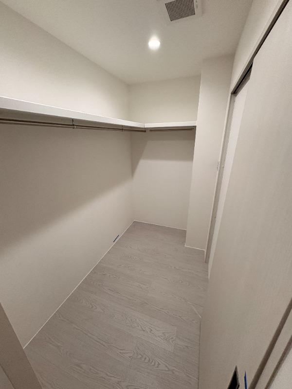 LEGALAND桜新町ANNEX1階 収納