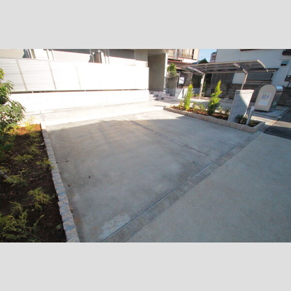 ボナール北綾瀬 駐車場