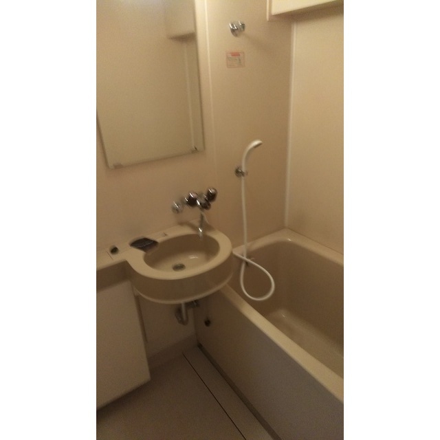 成城ロイヤルマンション0207号室 お風呂