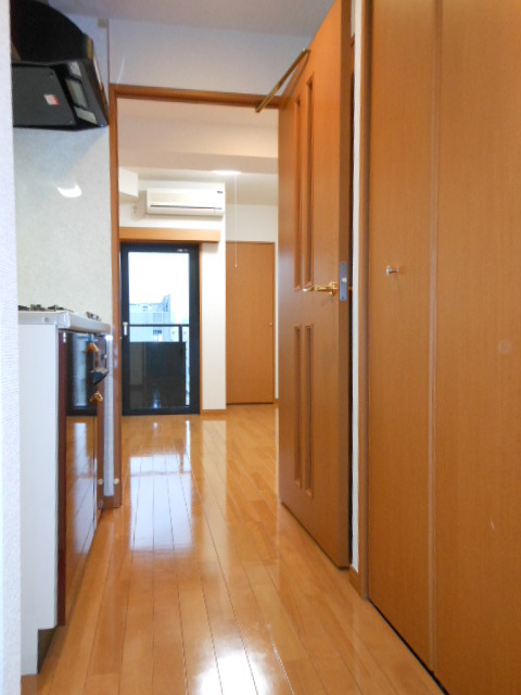 ガラ・ステージ京橋 玄関です