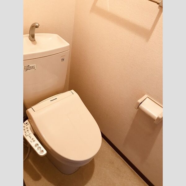 メゾン　リヴェール205号室 トイレ