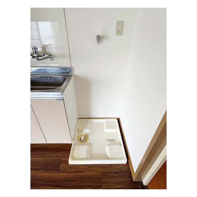 司荘 室内洗濯機置場