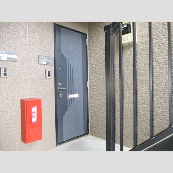 スプリングハイム　A 玄関