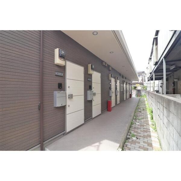 deux　parte201号室 エントランス