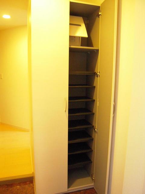 パークフロント下北沢 下駄箱