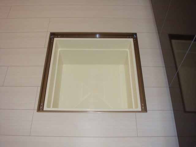 シエロ　パティオ 床下収納