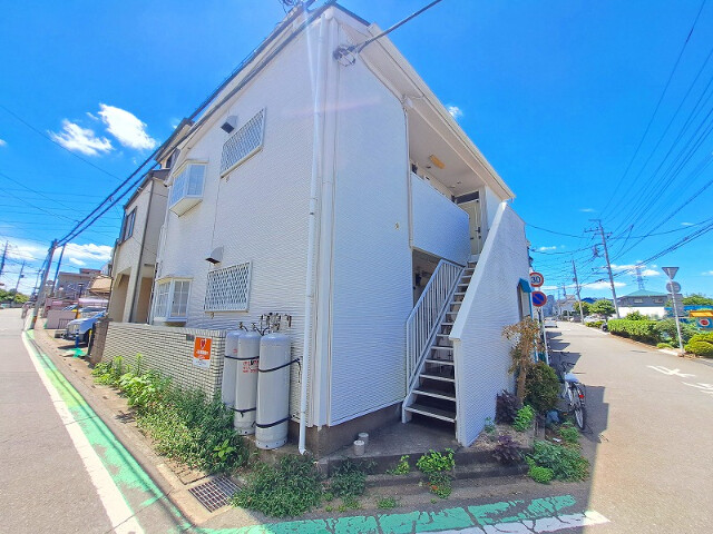メゾンシティーA館1階 外観