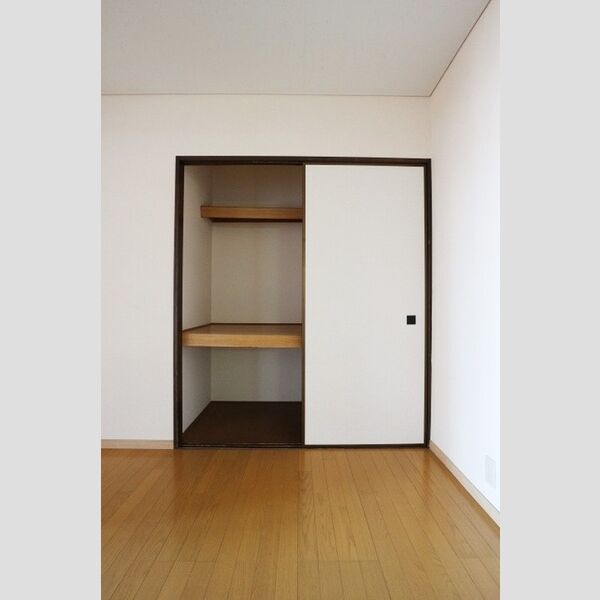 アネックスU　1101号室 収納