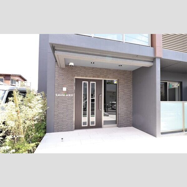 Laule'a越谷404号室 エントランス