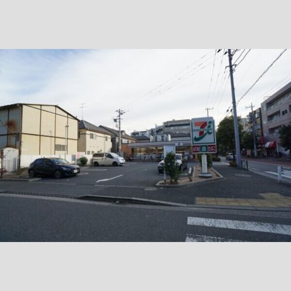 エスペランサ南篠崎 【コンビニエンスストア】セブンイレブン 江戸川南篠崎4丁目店まで692m
