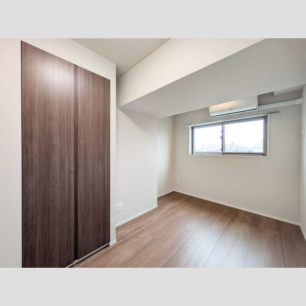 サンジョイアゼロ605号室 洋室5.4帖