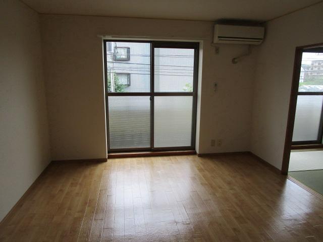 アメニティＦＭ　Ａ棟2階 リビング