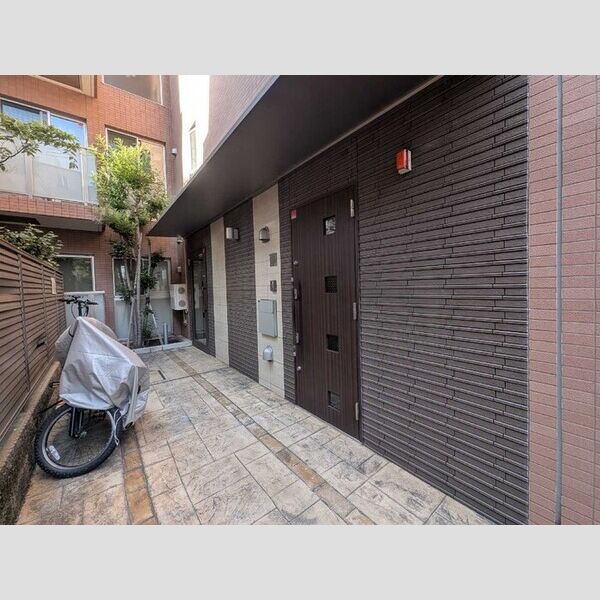 カーサ鈴302号室 駐輪場