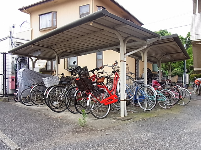 アジュール湘南0209号室 駐輪場