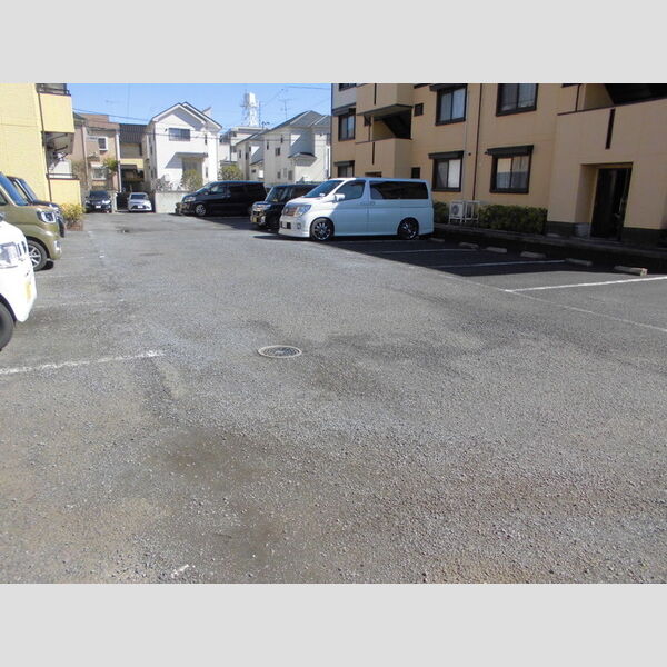 ウエストシティ　Ⅲ202号室 駐車場