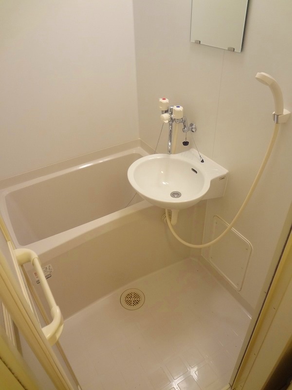 レオパレスバンビーノ花輪 お風呂