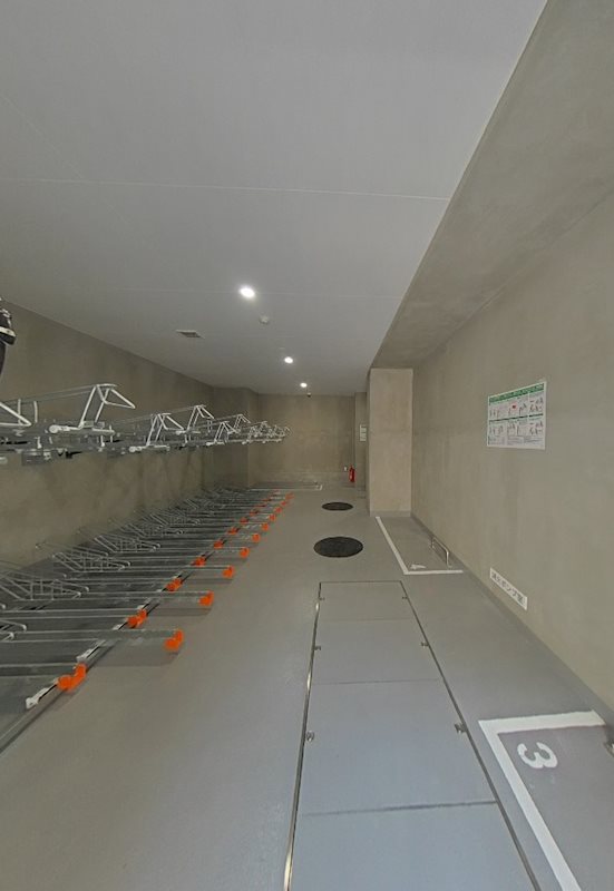 クレヴィアリグゼ錦糸町5階 屋内駐輪場