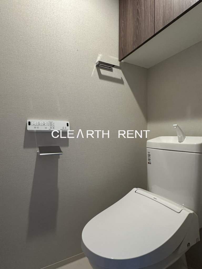 コンシェリア目黒本町 ＴＨＥ ＲＥＳＩＤＥＮＣＥ3階 清潔感のあるトイレ/温水洗浄便座付き